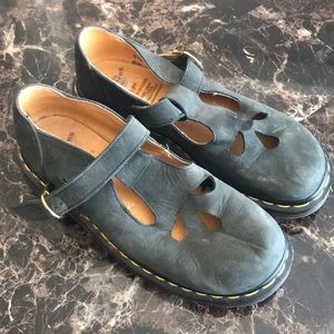 Black Mary Jane dr Martins size 4, like woman’s 6